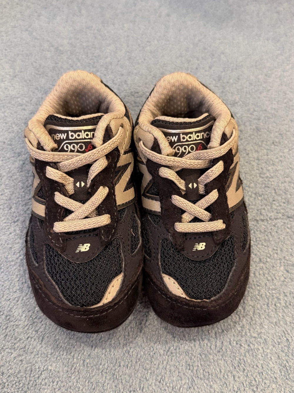 New Balance Kids Black and Tan 990 Sneakers
